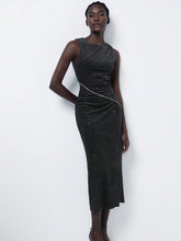 Aveloria Modichic Elegant Korean Flocked Metallic Chain Asymmetric Ruched Side Slit Bodycon Dress, Suitable For Commuting
